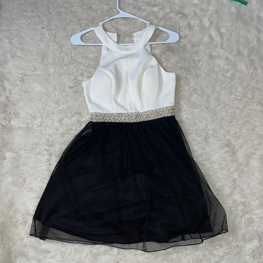 Speechless Girls’ black and white dress size 1